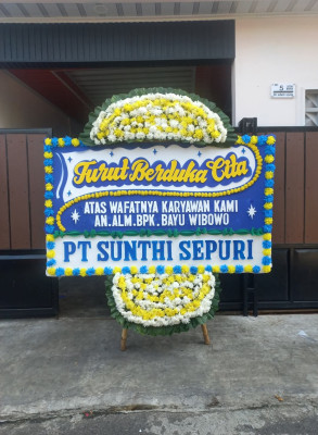 Papan Bunga Duka di Pemenang