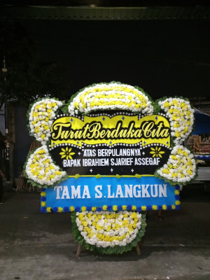 Papan Bunga Duka di Pemenang